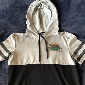 California republic shirt sleeve hoodie